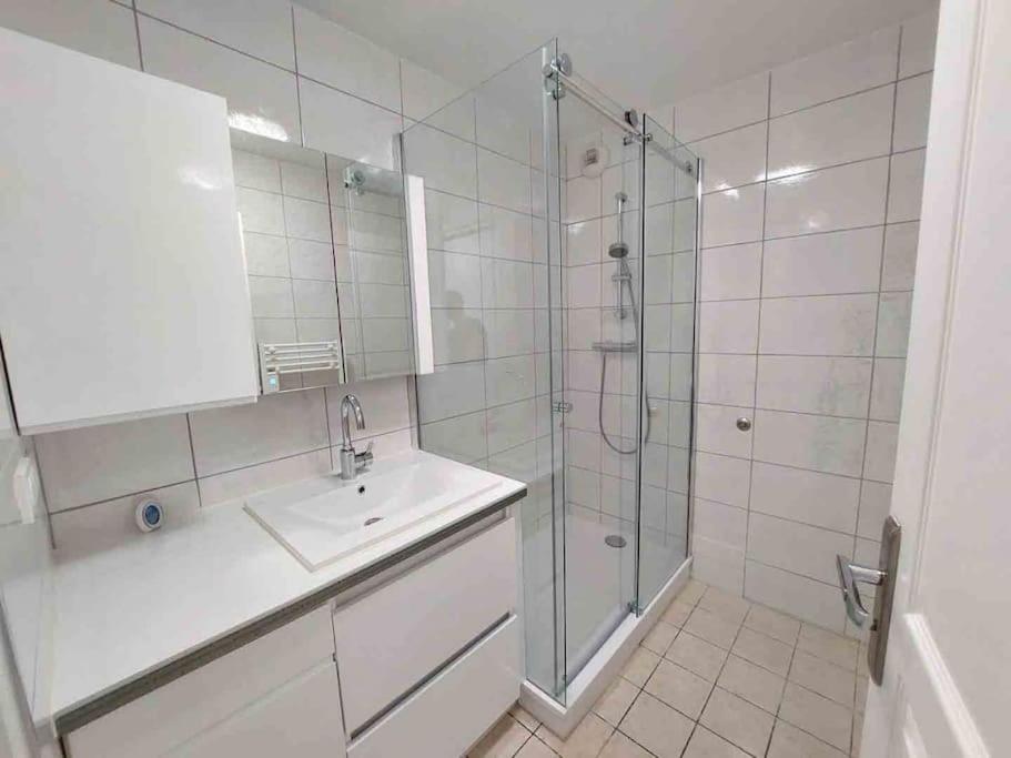 Modern One Bedroom Apartment In Cannes Zewnętrze zdjęcie