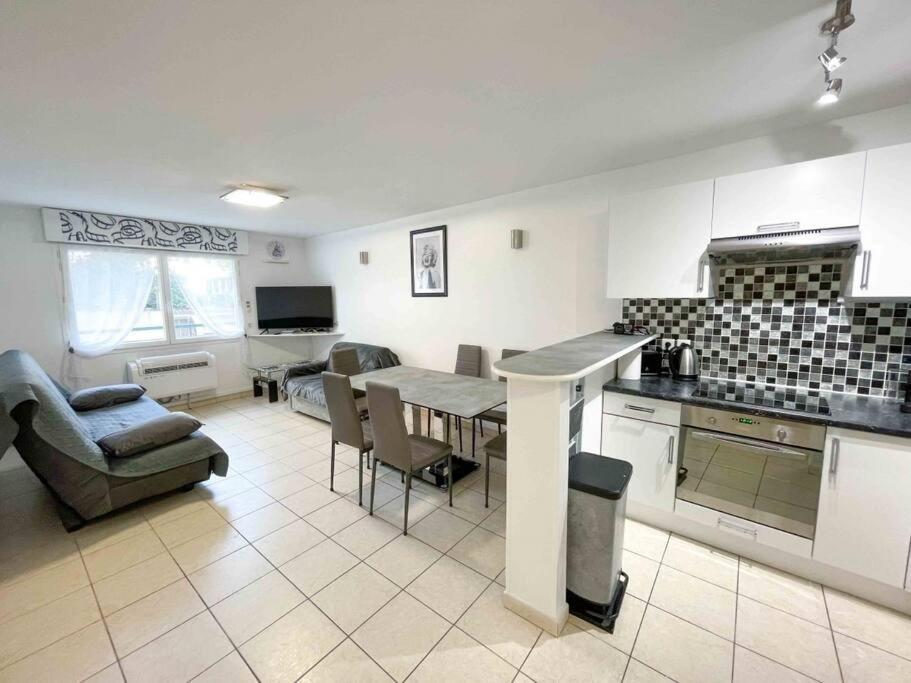 Modern One Bedroom Apartment In Cannes Zewnętrze zdjęcie